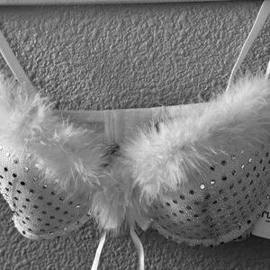 Rue21 White Sparkly Bra